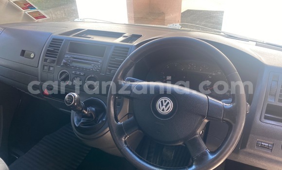 Buy Used Volkswagen Caravelle Brown Car in Dar es Salaam in Dar es Salaam Buy Used Volkswagen Caravelle Brown Car in Dar es Salaam in Dar es Salaam
