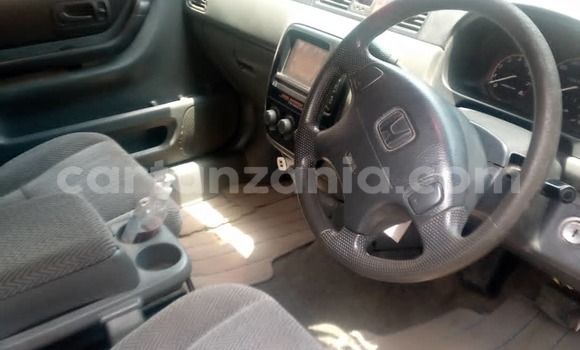 Nunua Ilio tumika Honda CR–V Nyekundu Gari ndani ya Dar es Salaam nchini Dar es Salaam Nunua Ilio tumika Honda CR–V Nyekundu Gari ndani ya Dar es Salaam nchini Dar es Salaam