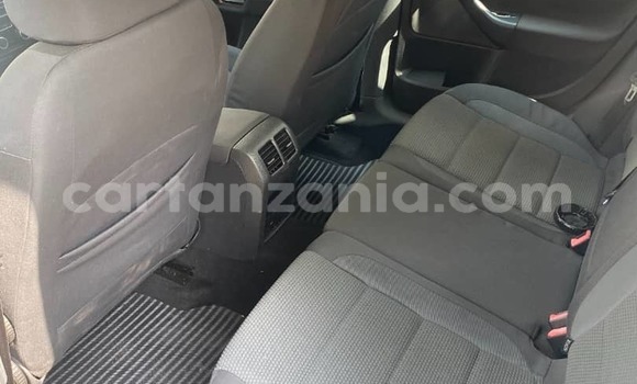 Buy Used Volkswagen Golf Black Car in Dar es Salaam in Dar es Salaam Buy Used Volkswagen Golf Black Car in Dar es Salaam in Dar es Salaam