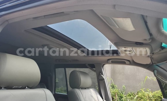 Nunua Ilio tumika Toyota Land Cruiser Nyeusi Gari ndani ya Dar es Salaam nchini Dar es Salaam Nunua Ilio tumika Toyota Land Cruiser Nyeusi Gari ndani ya Dar es Salaam nchini Dar es Salaam