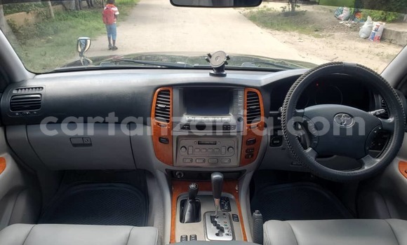 Nunua Ilio tumika Toyota Land Cruiser Nyeusi Gari ndani ya Dar es Salaam nchini Dar es Salaam Nunua Ilio tumika Toyota Land Cruiser Nyeusi Gari ndani ya Dar es Salaam nchini Dar es Salaam