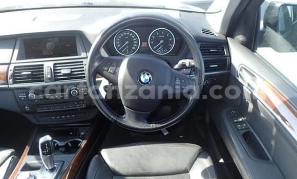 Nunua Ilio tumika BMW X5 Nyeusi Gari ndani ya Dar es Salaam nchini Dar es Salaam Nunua Ilio tumika BMW X5 Nyeusi Gari ndani ya Dar es Salaam nchini Dar es Salaam