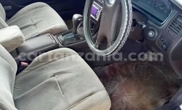 Buy Used Toyota Mark II White Car in Dar es Salaam in Dar es Salaam Buy Used Toyota Mark II White Car in Dar es Salaam in Dar es Salaam