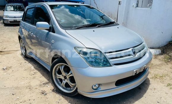 Nunua Ilio tumika Toyota IST Fedha Gari ndani ya Dar es Salaam nchini Dar es Salaam Nunua Ilio tumika Toyota IST Fedha Gari ndani ya Dar es Salaam nchini Dar es Salaam