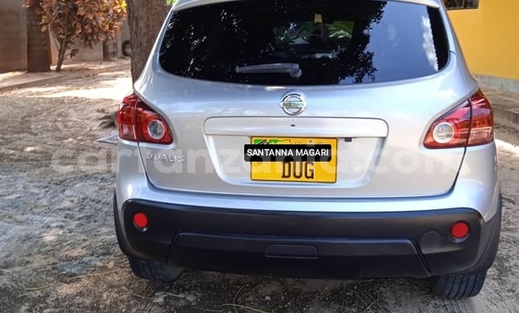 Nunua Ilio tumika Nissan Dualis Fedha Gari ndani ya Dar es Salaam nchini Dar es Salaam Nunua Ilio tumika Nissan Dualis Fedha Gari ndani ya Dar es Salaam nchini Dar es Salaam