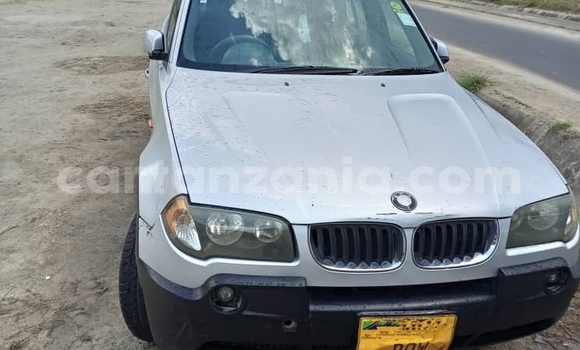 Nunua Ilio tumika BMW X3 Fedha Gari ndani ya Dar es Salaam nchini Dar es Salaam Nunua Ilio tumika BMW X3 Fedha Gari ndani ya Dar es Salaam nchini Dar es Salaam