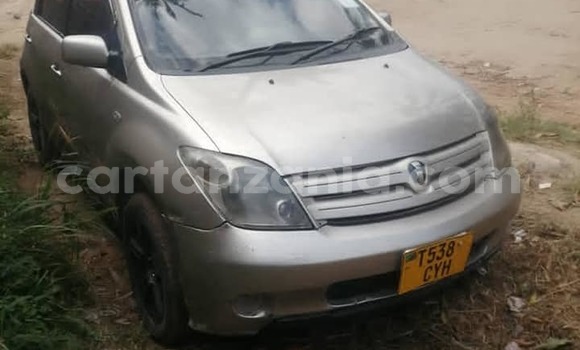 Buy Used Toyota IST Silver Car in Dar es Salaam in Dar es Salaam