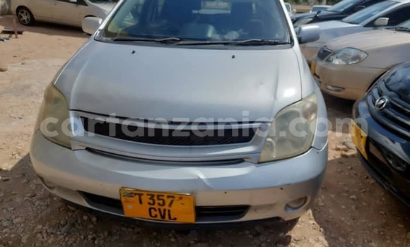 Buy Used Toyota IST Silver Car in Dar es Salaam in Dar es Salaam Buy Used Toyota IST Silver Car in Dar es Salaam in Dar es Salaam