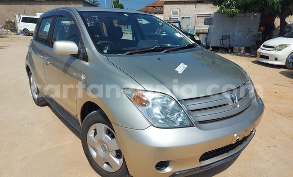 Nunua Ilio tumika Toyota IST Nyingine Gari ndani ya Dar es Salaam nchini Dar es Salaam