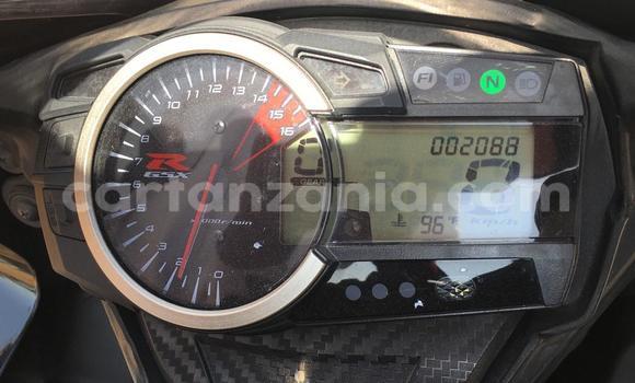 Nunua Ilio tumika Suzuki GSXR Nyeusi Bike ndani ya Arusha nchini Arusha Nunua Ilio tumika Suzuki GSXR Nyeusi Bike ndani ya Arusha nchini Arusha