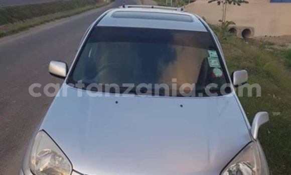 Buy Used Toyota RAV4 Silver Car in Dar es Salaam in Dar es Salaam Buy Used Toyota RAV4 Silver Car in Dar es Salaam in Dar es Salaam