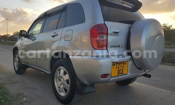 Buy Used Toyota RAV4 Silver Car in Dar es Salaam in Dar es Salaam Buy Used Toyota RAV4 Silver Car in Dar es Salaam in Dar es Salaam