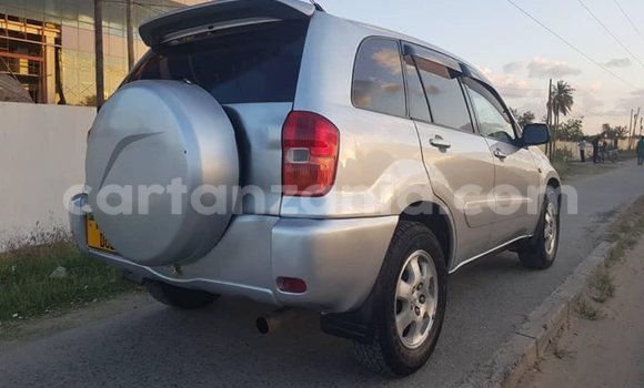 Buy Used Toyota RAV4 Silver Car in Dar es Salaam in Dar es Salaam Buy Used Toyota RAV4 Silver Car in Dar es Salaam in Dar es Salaam