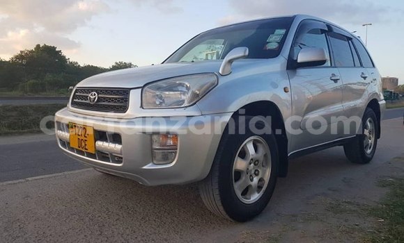 Buy Used Toyota RAV4 Silver Car in Dar es Salaam in Dar es Salaam Buy Used Toyota RAV4 Silver Car in Dar es Salaam in Dar es Salaam