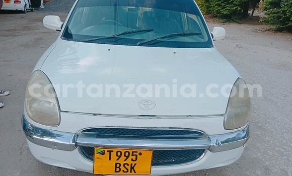 Buy Used Toyota Duet White Car in Dar es Salaam in Dar es Salaam Buy Used Toyota Duet White Car in Dar es Salaam in Dar es Salaam
