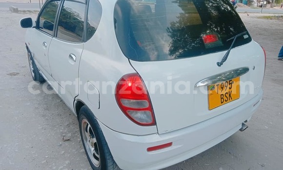 Buy Used Toyota Duet White Car in Dar es Salaam in Dar es Salaam Buy Used Toyota Duet White Car in Dar es Salaam in Dar es Salaam