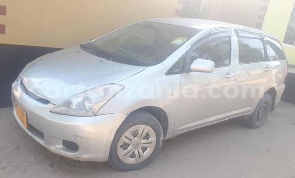 Buy Used Toyota Wish Silver Car in Dar es Salaam in Dar es Salaam Buy Used Toyota Wish Silver Car in Dar es Salaam in Dar es Salaam