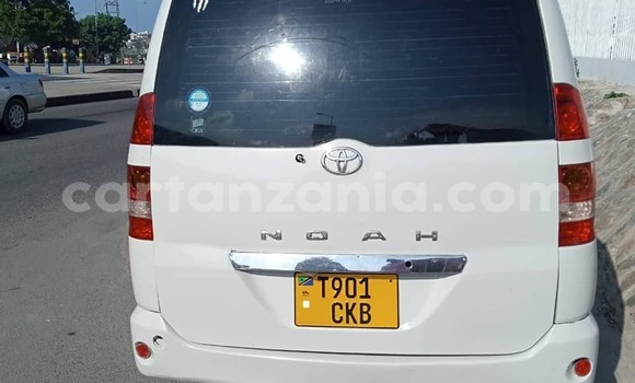 Buy Used Toyota Noah White Car in Dar es Salaam in Dar es Salaam Buy Used Toyota Noah White Car in Dar es Salaam in Dar es Salaam