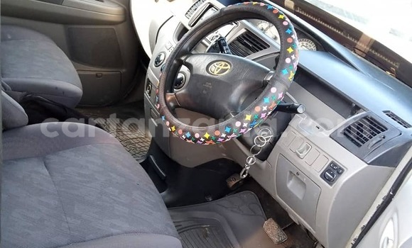 Buy Used Toyota Noah White Car in Dar es Salaam in Dar es Salaam Buy Used Toyota Noah White Car in Dar es Salaam in Dar es Salaam