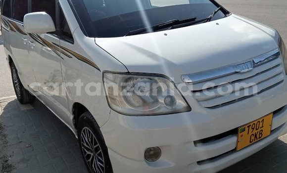 Buy Used Toyota Noah White Car in Dar es Salaam in Dar es Salaam Buy Used Toyota Noah White Car in Dar es Salaam in Dar es Salaam