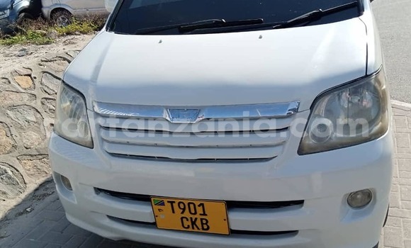 Buy Used Toyota Noah White Car in Dar es Salaam in Dar es Salaam Buy Used Toyota Noah White Car in Dar es Salaam in Dar es Salaam