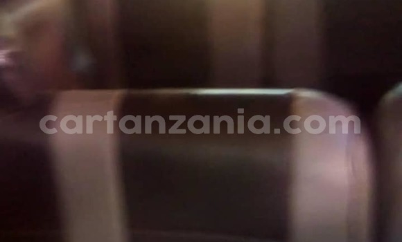 Buy Used Toyota Noah Silver Car in Dar es Salaam in Dar es Salaam Buy Used Toyota Noah Silver Car in Dar es Salaam in Dar es Salaam