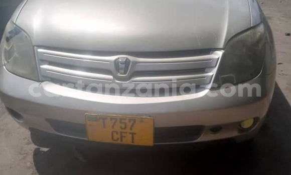 Buy Used Toyota IST Silver Car in Dar es Salaam in Dar es Salaam Buy Used Toyota IST Silver Car in Dar es Salaam in Dar es Salaam