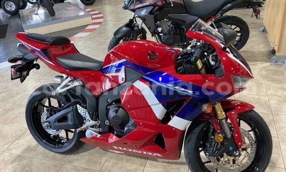 Nunua Ilio tumika Honda CBR Nyingine Bike ndani ya Dar es Salaam nchini Dar es Salaam Nunua Ilio tumika Honda CBR Nyingine Bike ndani ya Dar es Salaam nchini Dar es Salaam