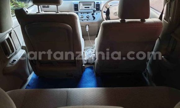 Nunua Ilio tumika Toyota Raum Bluu Gari ndani ya Moshi nchini Kilimanjaro Nunua Ilio tumika Toyota Raum Bluu Gari ndani ya Moshi nchini Kilimanjaro