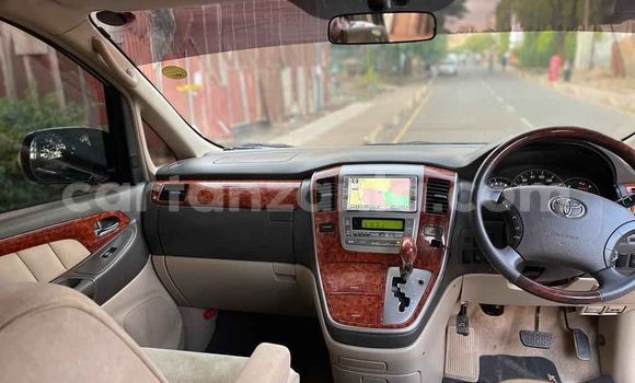 Nunua Ilio tumika Toyota Alphard Nyeusi Gari ndani ya Moshi nchini Kilimanjaro Nunua Ilio tumika Toyota Alphard Nyeusi Gari ndani ya Moshi nchini Kilimanjaro
