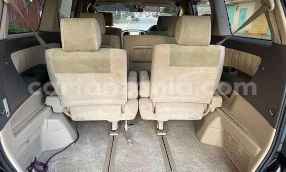 Nunua Ilio tumika Toyota Alphard Nyeusi Gari ndani ya Moshi nchini Kilimanjaro Nunua Ilio tumika Toyota Alphard Nyeusi Gari ndani ya Moshi nchini Kilimanjaro