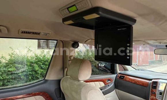 Nunua Ilio tumika Toyota Alphard Nyeusi Gari ndani ya Moshi nchini Kilimanjaro Nunua Ilio tumika Toyota Alphard Nyeusi Gari ndani ya Moshi nchini Kilimanjaro