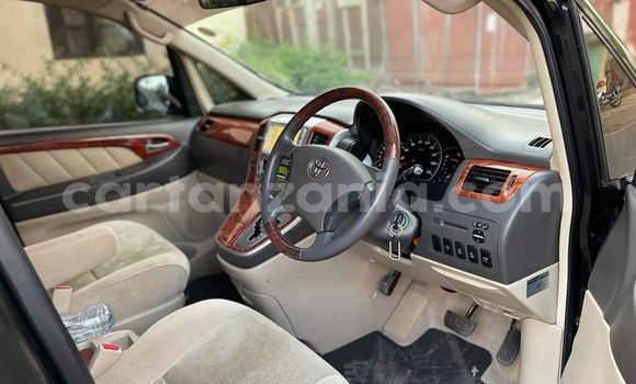 Nunua Ilio tumika Toyota Alphard Nyeusi Gari ndani ya Moshi nchini Kilimanjaro Nunua Ilio tumika Toyota Alphard Nyeusi Gari ndani ya Moshi nchini Kilimanjaro