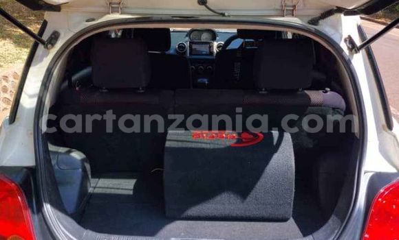 Nunua Ilio tumika Toyota IST Nyeupe Gari ndani ya Moshi nchini Kilimanjaro Nunua Ilio tumika Toyota IST Nyeupe Gari ndani ya Moshi nchini Kilimanjaro