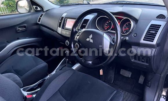 Nunua Ilio tumika Mitsubishi Outlander Nyeusi Gari ndani ya Dar es Salaam nchini Dar es Salaam Nunua Ilio tumika Mitsubishi Outlander Nyeusi Gari ndani ya Dar es Salaam nchini Dar es Salaam