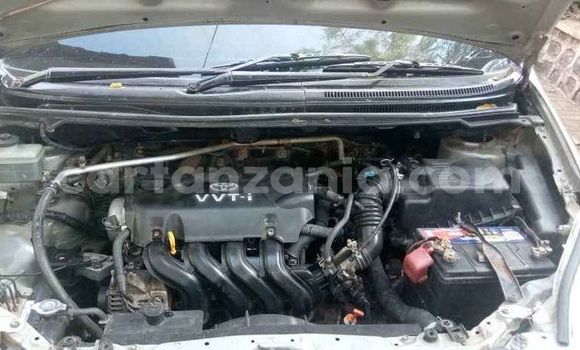 Nunua Ilio tumika Toyota Spacio Fedha Gari ndani ya Moshi nchini Kilimanjaro Nunua Ilio tumika Toyota Spacio Fedha Gari ndani ya Moshi nchini Kilimanjaro