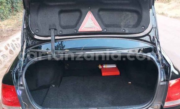 Nunua Ilio tumika Toyota Crown Nyeusi Gari ndani ya Moshi nchini Kilimanjaro Nunua Ilio tumika Toyota Crown Nyeusi Gari ndani ya Moshi nchini Kilimanjaro