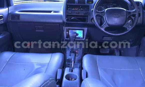 Nunua Ilio tumika Toyota RAV4 Nyeusi Gari ndani ya Moshi nchini Kilimanjaro Nunua Ilio tumika Toyota RAV4 Nyeusi Gari ndani ya Moshi nchini Kilimanjaro