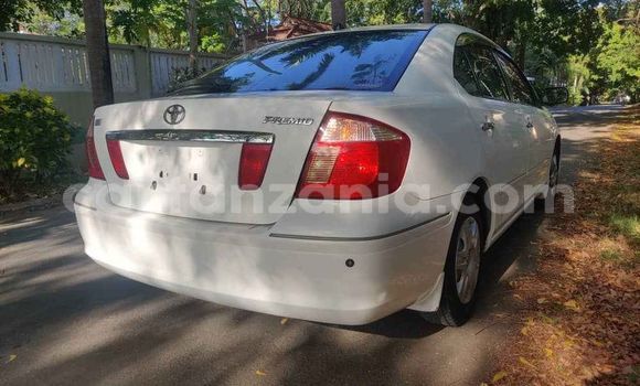 Nunua Ilio tumika Toyota Premio Nyeupe Gari ndani ya Moshi nchini Kilimanjaro Nunua Ilio tumika Toyota Premio Nyeupe Gari ndani ya Moshi nchini Kilimanjaro