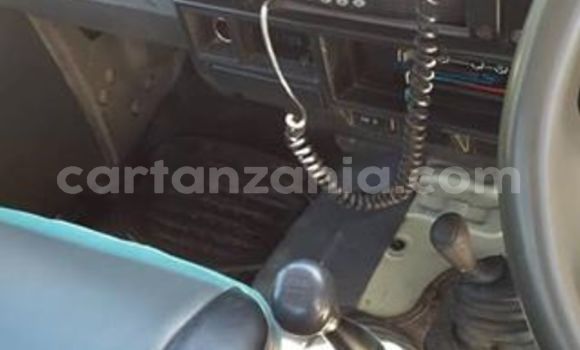 Buy Used Toyota Pickup Beige Car in Dar es Salaam in Dar es Salaam Buy Used Toyota Pickup Beige Car in Dar es Salaam in Dar es Salaam