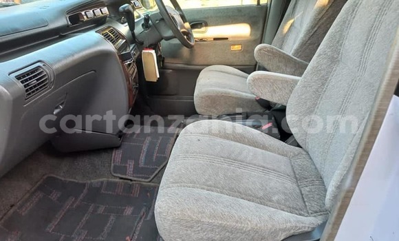 Nunua Ilio tumika Toyota Noah Fedha Gari ndani ya Dar es Salaam nchini Dar es Salaam Nunua Ilio tumika Toyota Noah Fedha Gari ndani ya Dar es Salaam nchini Dar es Salaam