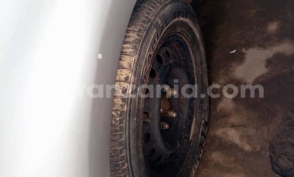 Nunua Ilio tumika Toyota Corolla Rumion Fedha Gari ndani ya Dar es Salaam nchini Dar es Salaam Nunua Ilio tumika Toyota Corolla Rumion Fedha Gari ndani ya Dar es Salaam nchini Dar es Salaam