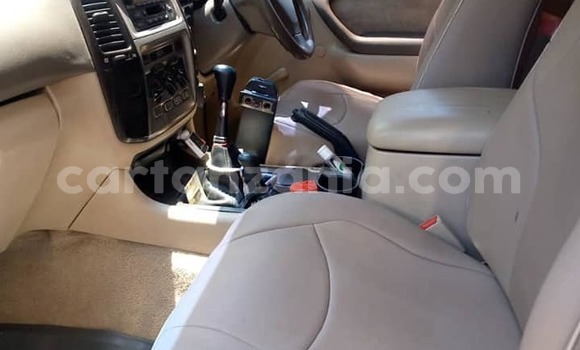 Nunua Ilio tumika Toyota Land Cruiser Nyeupe Gari ndani ya Dar es Salaam nchini Dar es Salaam Nunua Ilio tumika Toyota Land Cruiser Nyeupe Gari ndani ya Dar es Salaam nchini Dar es Salaam