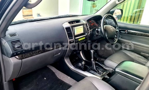 Nunua Ilio tumika Toyota Land Cruiser Prado Nyeusi Gari ndani ya Dar es Salaam nchini Dar es Salaam Nunua Ilio tumika Toyota Land Cruiser Prado Nyeusi Gari ndani ya Dar es Salaam nchini Dar es Salaam