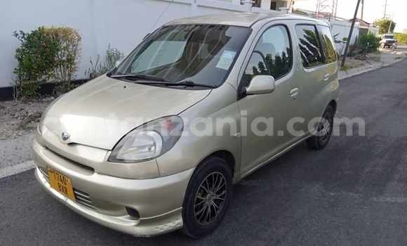 Buy Used Toyota FunCargo Beige Car in Dar es Salaam in Dar es Salaam