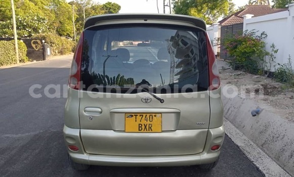Nunua Ilio tumika Toyota FunCargo Beige Gari ndani ya Dar es Salaam nchini Dar es Salaam Nunua Ilio tumika Toyota FunCargo Beige Gari ndani ya Dar es Salaam nchini Dar es Salaam