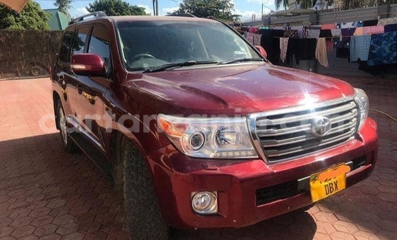 Nunua Ilio tumika Toyota Land Cruiser Nyekundu Gari ndani ya Dar es Salaam nchini Dar es Salaam Nunua Ilio tumika Toyota Land Cruiser Nyekundu Gari ndani ya Dar es Salaam nchini Dar es Salaam
