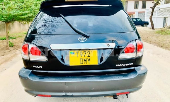 Nunua Ilio tumika Toyota Harrier Nyeusi Gari ndani ya Dar es Salaam nchini Dar es Salaam Nunua Ilio tumika Toyota Harrier Nyeusi Gari ndani ya Dar es Salaam nchini Dar es Salaam