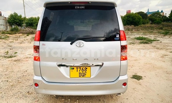 Nunua Ilio tumika Toyota Noah Fedha Gari ndani ya Dar es Salaam nchini Dar es Salaam Nunua Ilio tumika Toyota Noah Fedha Gari ndani ya Dar es Salaam nchini Dar es Salaam