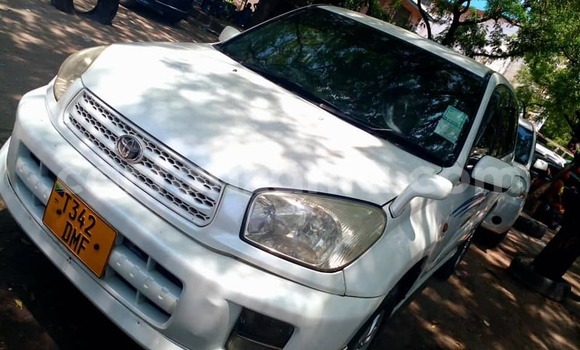 Buy Used Toyota RAV4 White Car in Dar es Salaam in Dar es Salaam